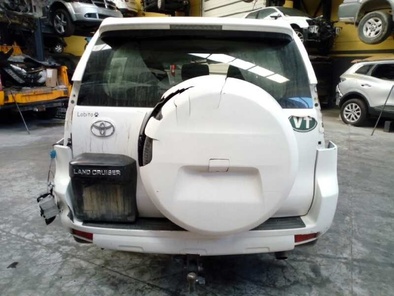 toyota land cruiser (j15) del año 2009