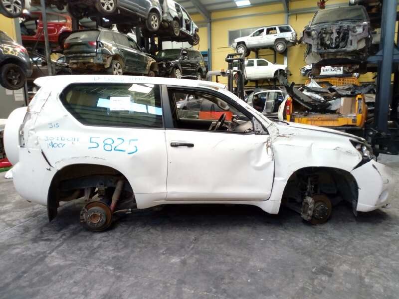 toyota land cruiser (j15) del año 2009