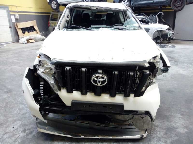 toyota land cruiser (j15) del año 2009