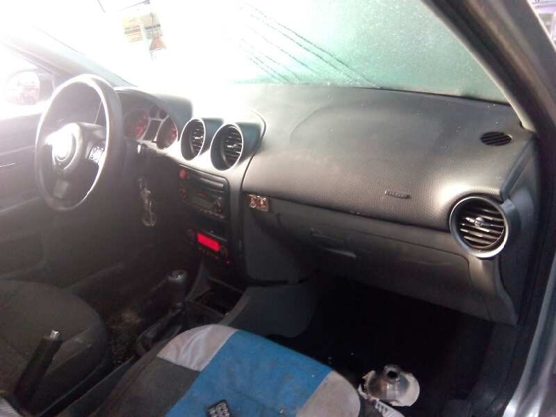 seat ibiza (6l1) del año 2007
