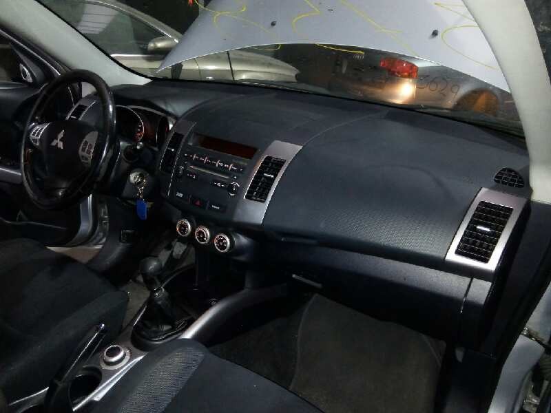 mitsubishi outlander (cw0) del año 2008