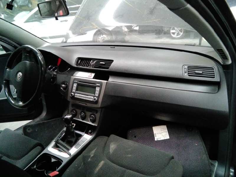 volkswagen passat variant (3c5) del año 2007