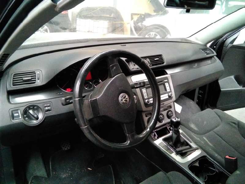 volkswagen passat variant (3c5) del año 2007