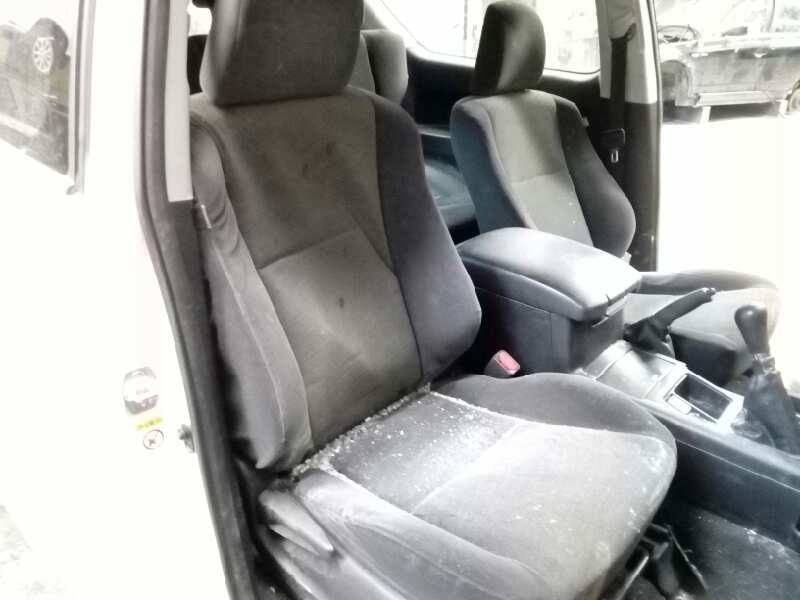 toyota land cruiser (j15) del año 2009