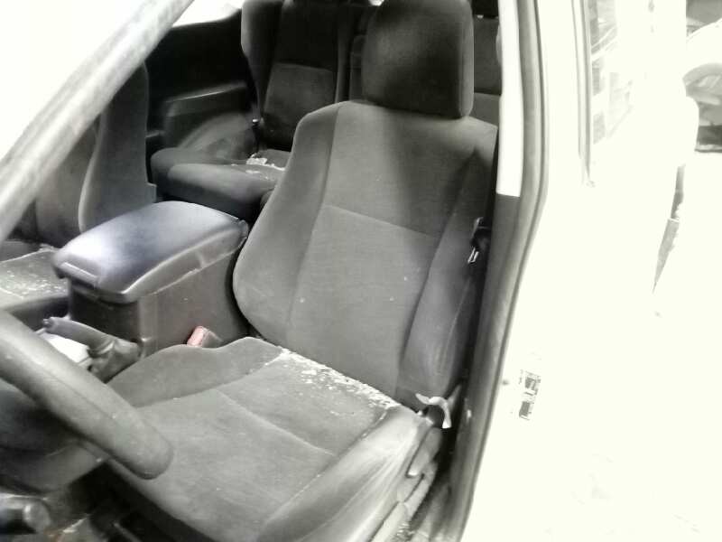 toyota land cruiser (j15) del año 2009