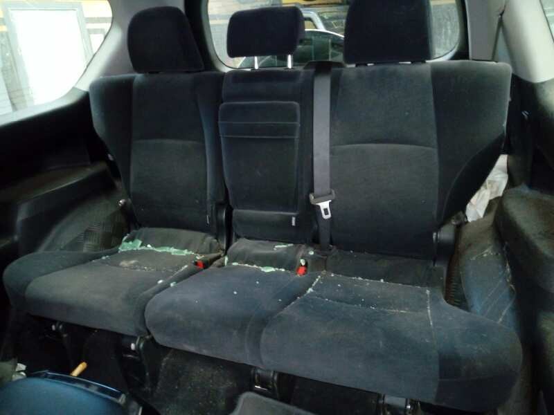 toyota land cruiser (j15) del año 2009