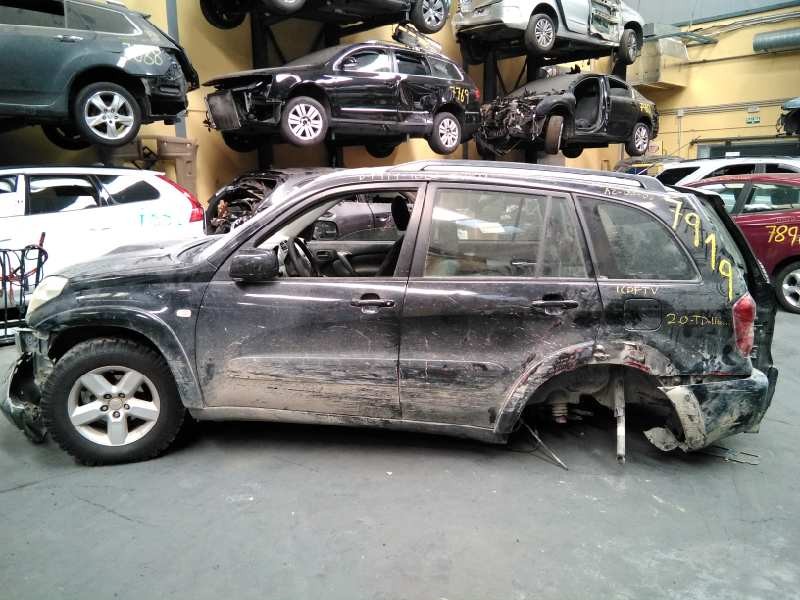 toyota rav 4 (a2) del año 2003