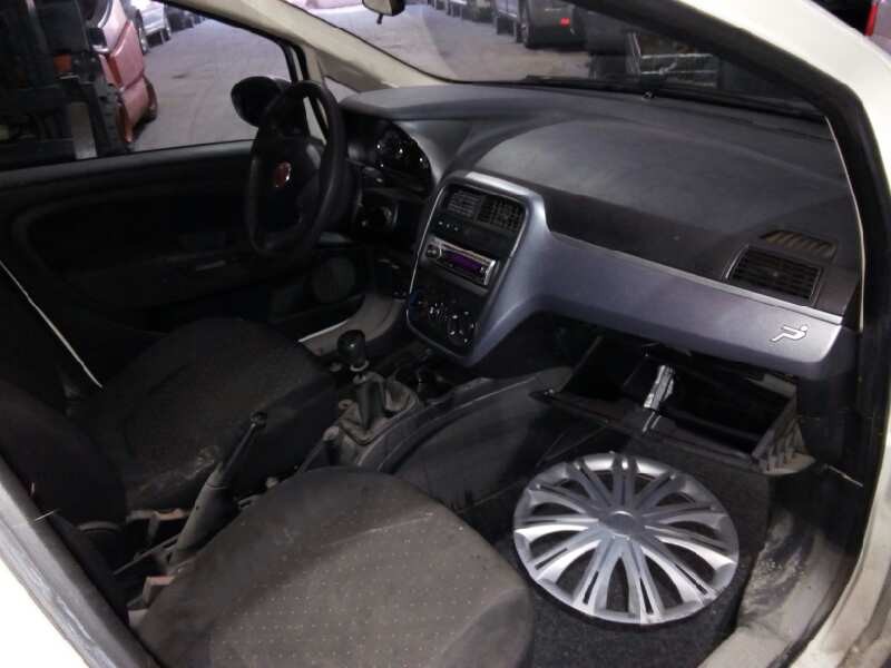 fiat grande punto (199) del año 2009