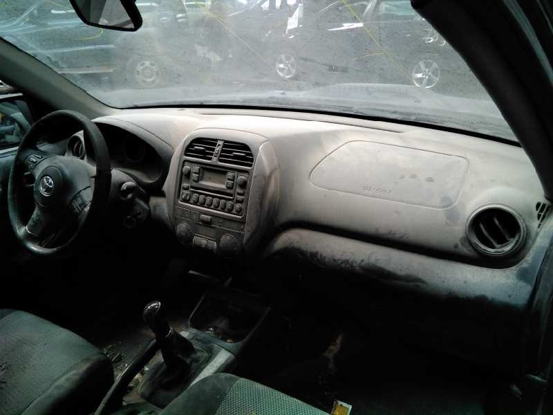 toyota rav 4 (a2) del año 2003