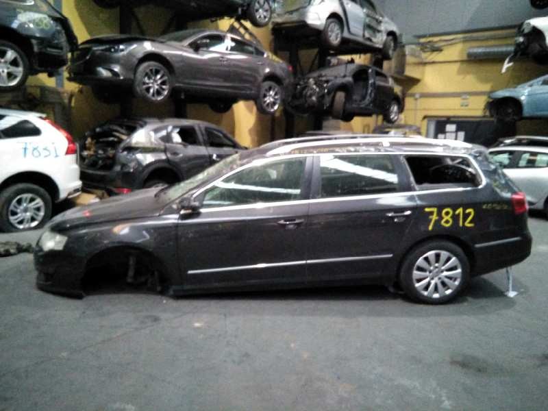 volkswagen passat variant (3c5) del año 2009