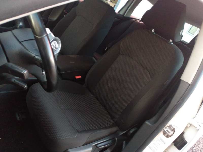 volkswagen passat variant (365) del año 2012
