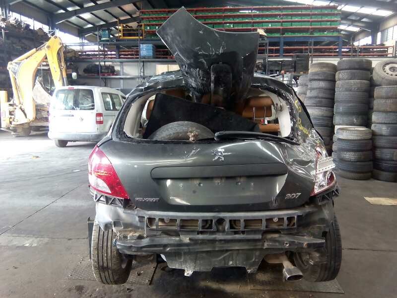 peugeot 207 del año 2009