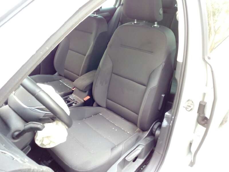 volkswagen golf vii lim. (5g1) del año 2015