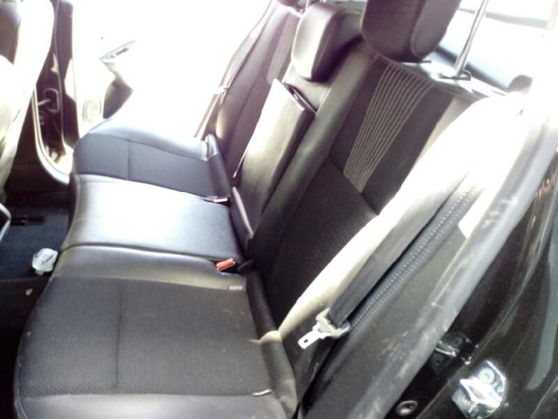renault megane iii berlina 5 p del año 2009