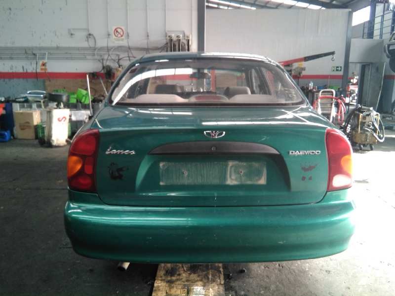 daewoo lanos del año 2002
