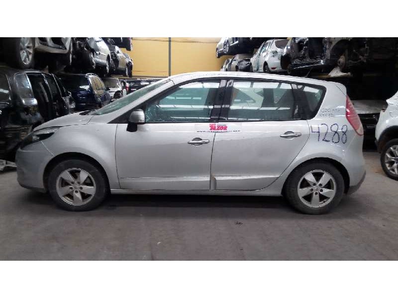 renault scenic iii del año 2010