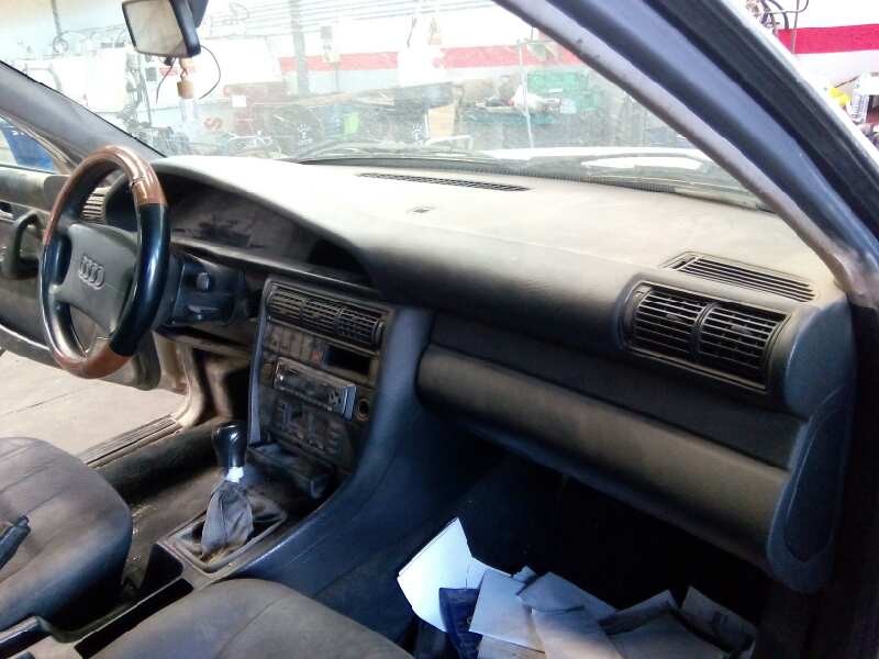 audi a6 berlina (c4) del año 1998