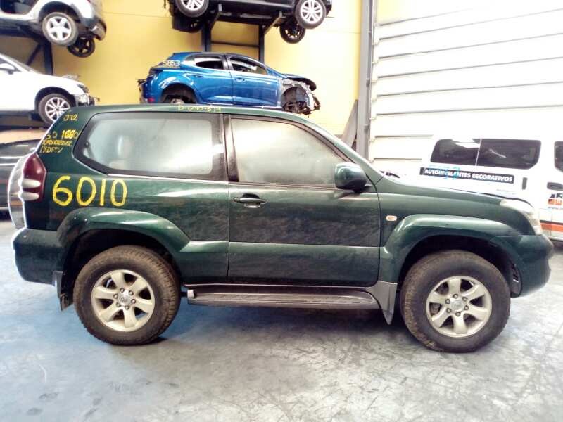 toyota land cruiser (j12) del año 2004