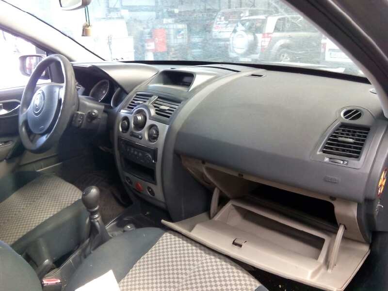 renault megane ii berlina 5p del año 2003
