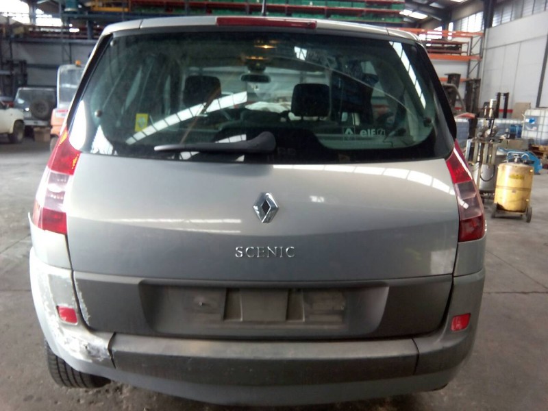 renault scenic ii del año 2004
