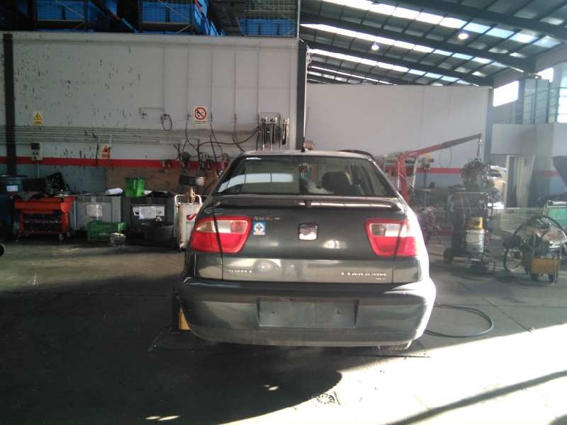 seat cordoba berlina (6k2) del año 1999