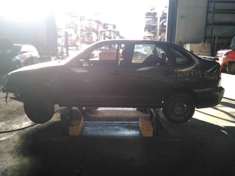 seat cordoba berlina (6k2) del año 1999