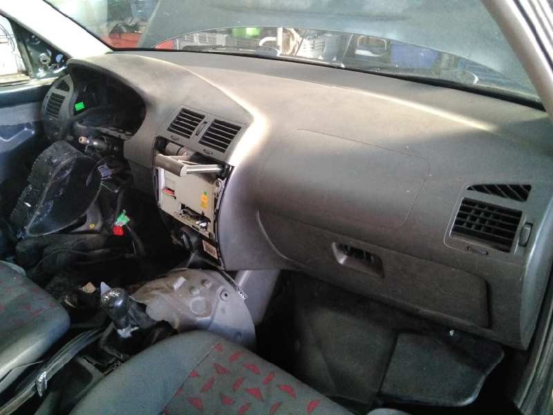 seat cordoba berlina (6k2) del año 1999
