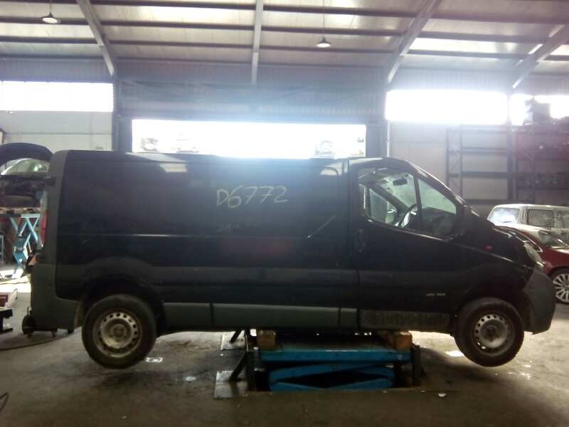 nissan primastar (x83) del año 2004