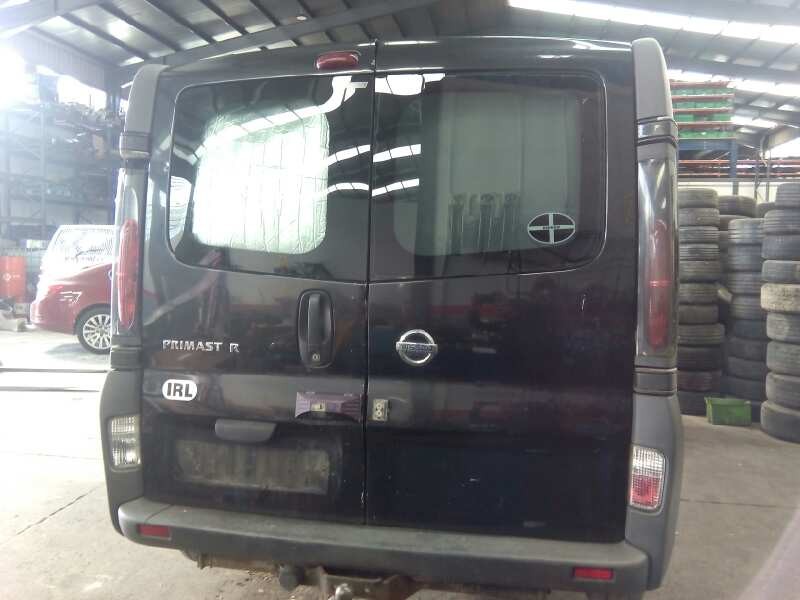 nissan primastar (x83) del año 2004
