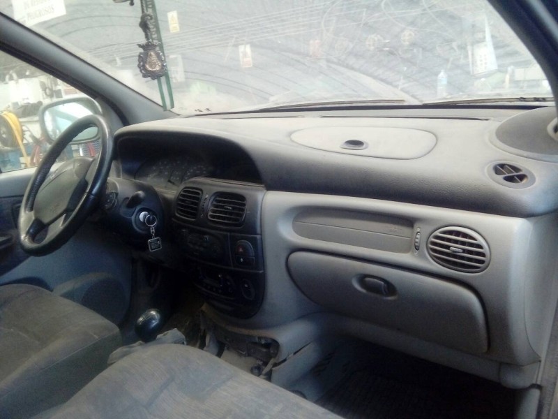 renault scenic (ja..) del año 2000