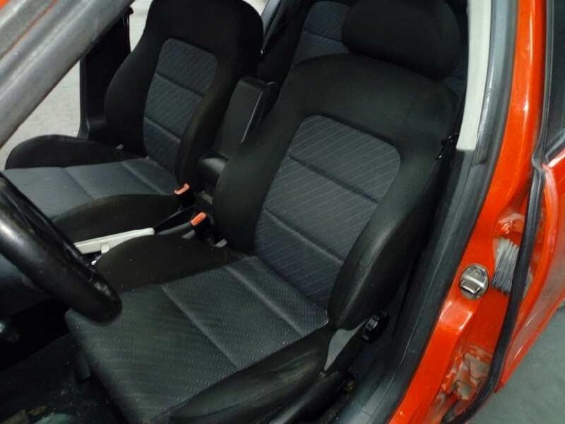 seat leon (1m1) del año 2004