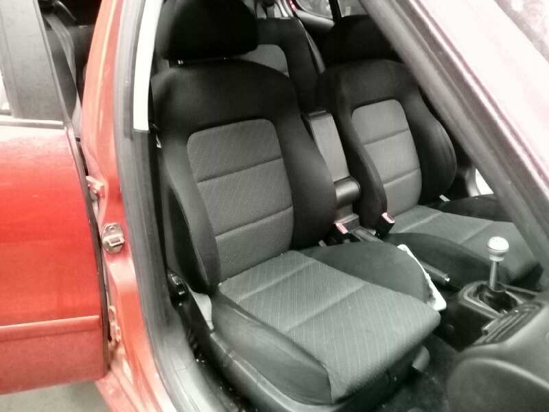 seat leon (1m1) del año 2004