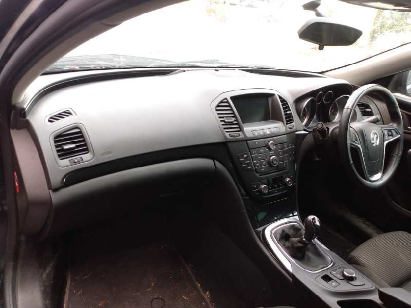opel insignia sports tourer del año 2013