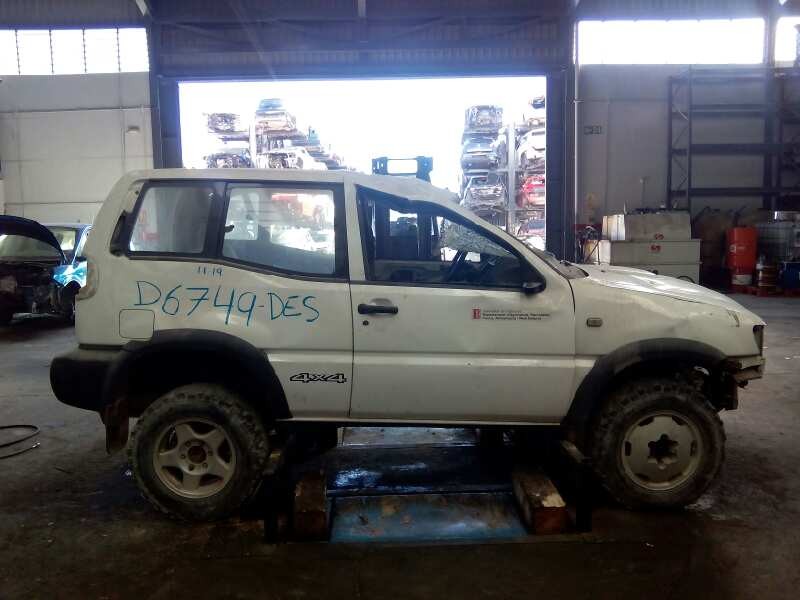 nissan terrano/terrano.ii (r20) del año 2000