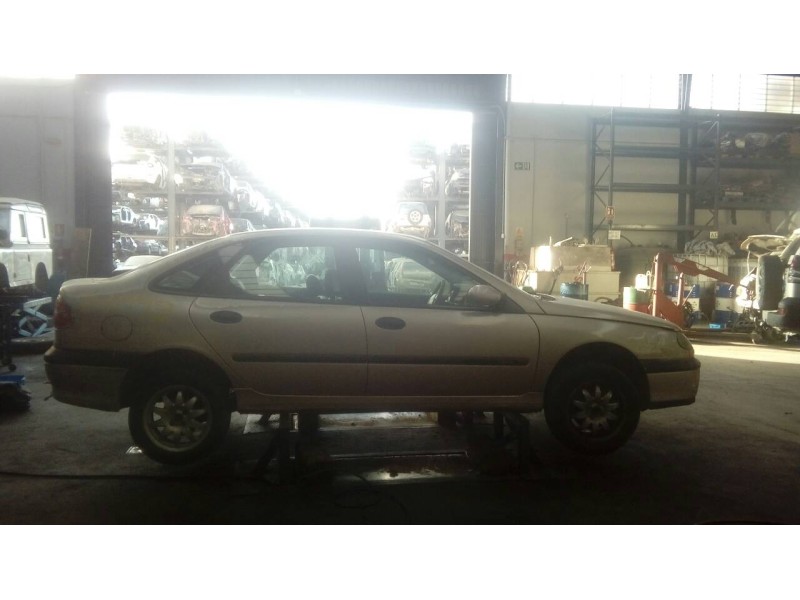renault laguna (b56) del año 2000