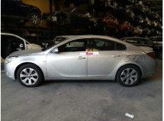opel insignia berlina del año 2011