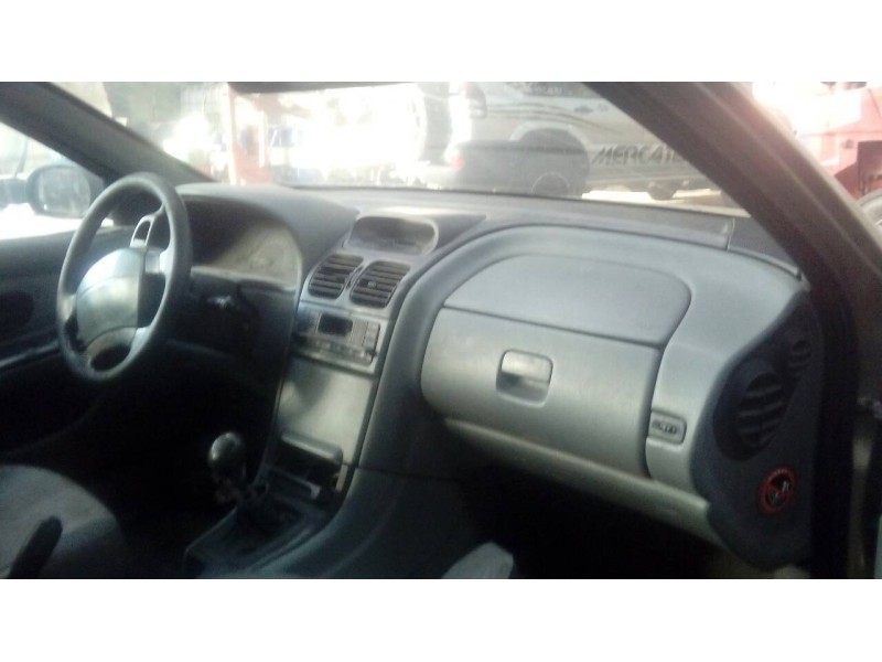 renault laguna (b56) del año 2000