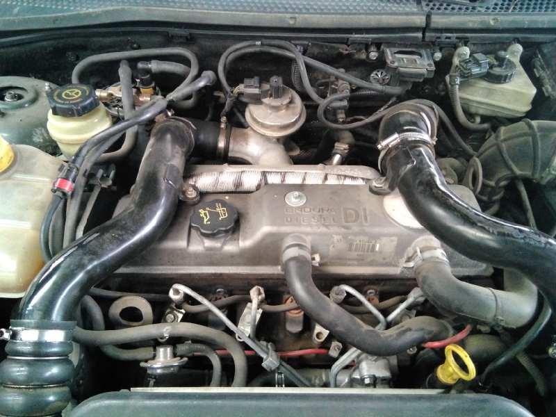 ford focus berlina (cak) del año 2002