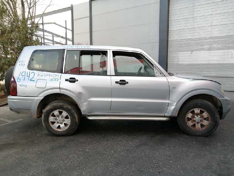 mitsubishi montero (v60/v70) del año 2005