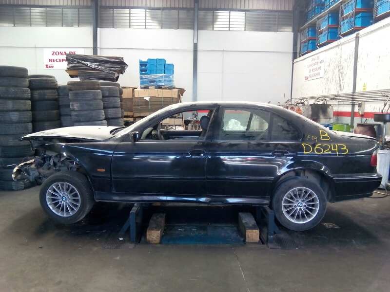 bmw serie 5 berlina (e39) del año 2000