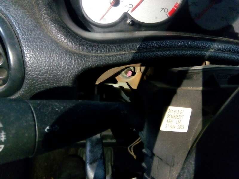 peugeot 206 berlina del año 2003