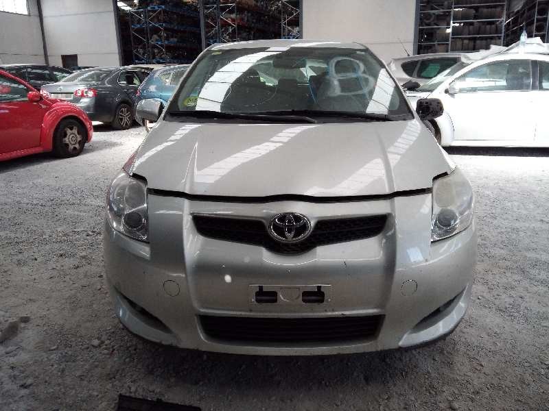 toyota auris del año 2007