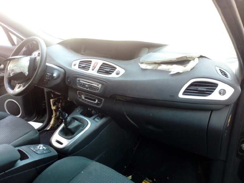 renault scenic iii del año 2009