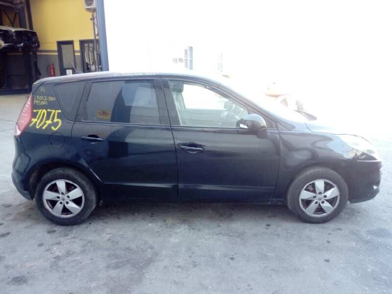 renault scenic iii del año 2009