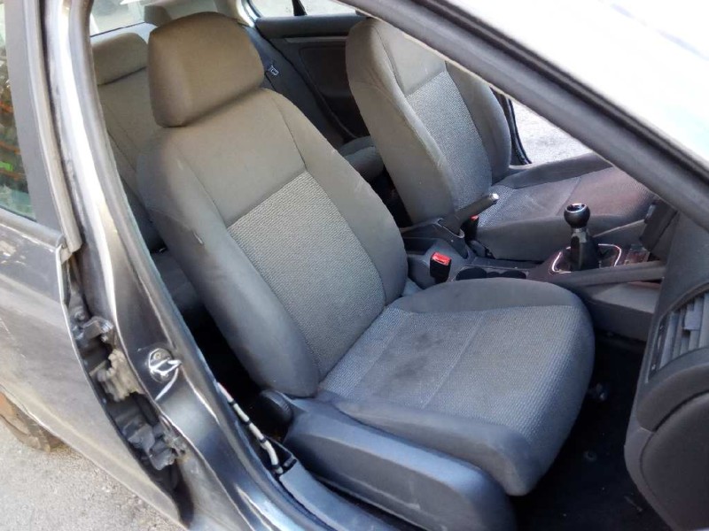 volkswagen jetta (1k2) del año 2007