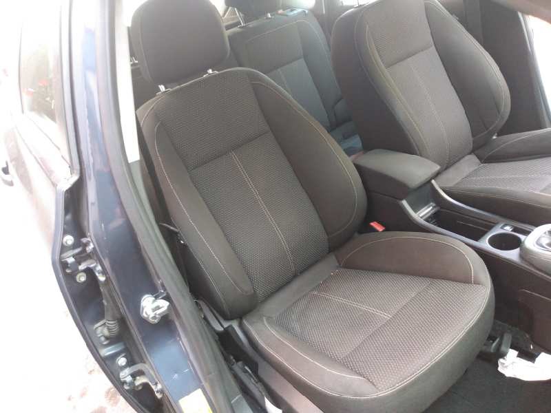 opel astra j lim. del año 2010