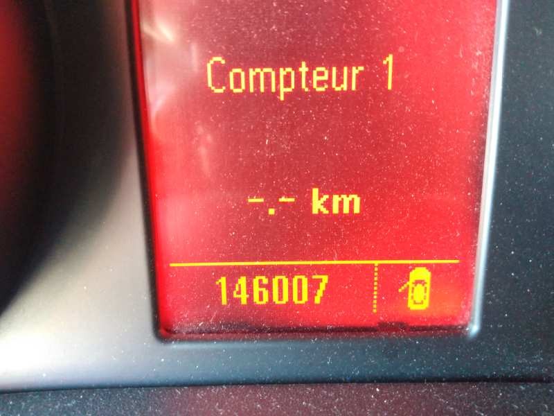 opel astra j lim. del año 2010