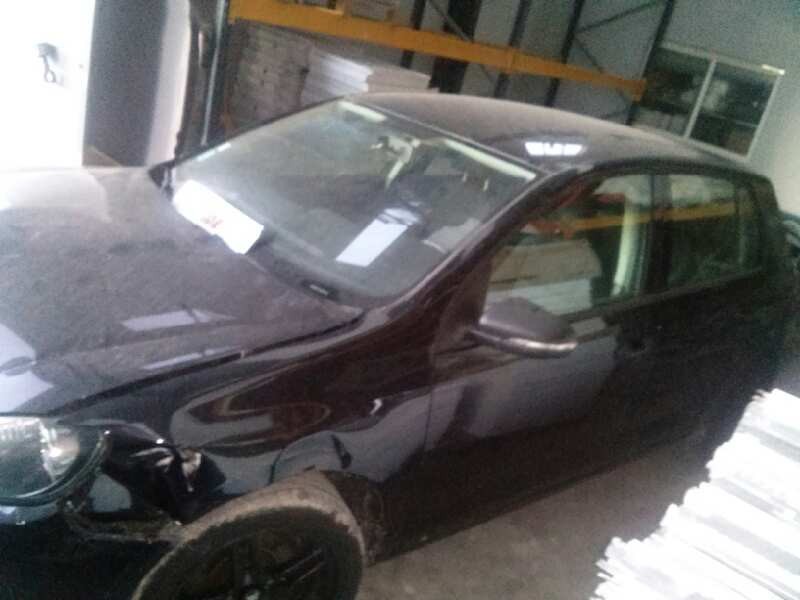 volkswagen golf vi (5k1) del año 2010