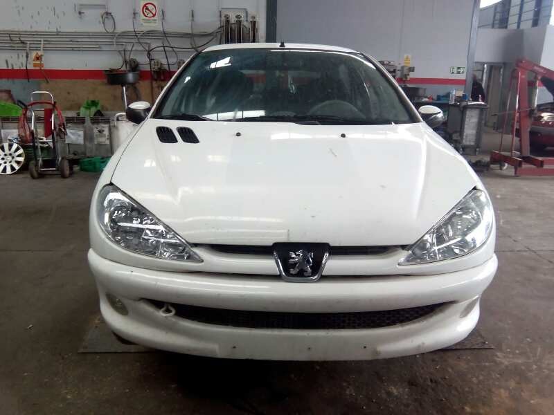 peugeot 206 berlina del año 2005