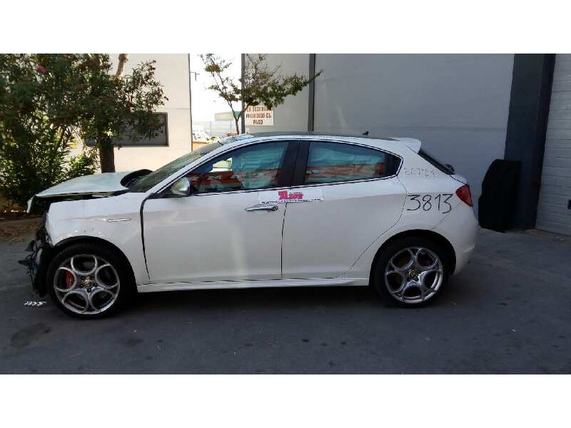 alfa romeo giulietta (191) del año 2012